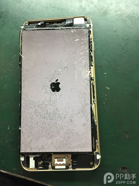 iPhone6 Plus屏幕碎了不用怕 手把手教你维修5