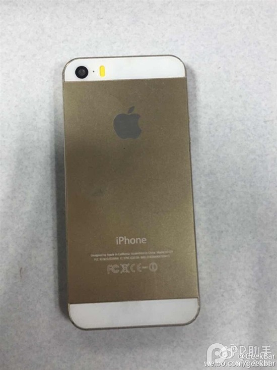 史上最拼的土豪金山寨iPhone5s长什么样2