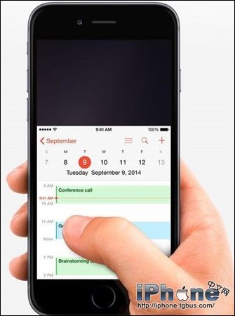 iPhone6 Plus单手模式如何使用？1