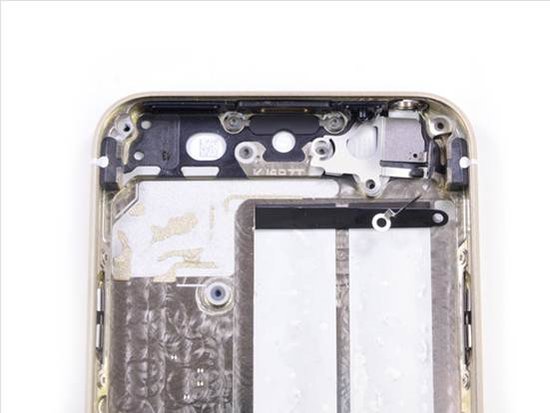 64GB版金色iPhone 5s拆解22