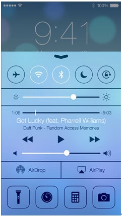 iOS7全新的控制中心1