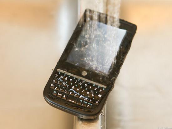 8款防水耐用的智能手机6