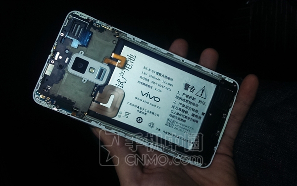 vivo Xplay3S内部：密闭性超强1