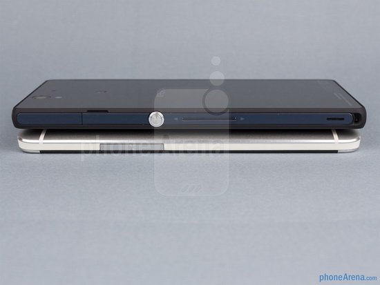 HTC One对比索尼Xperia Z4