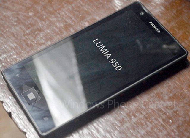 诺基亚Lumia950原型机曝光1