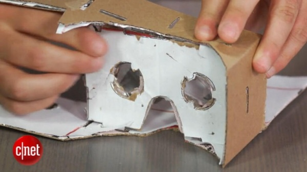 用匹萨盒子自制谷歌虚拟现实眼镜9