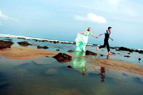 海景婚纱摄影 如何拍出最美的海景婚纱照？1