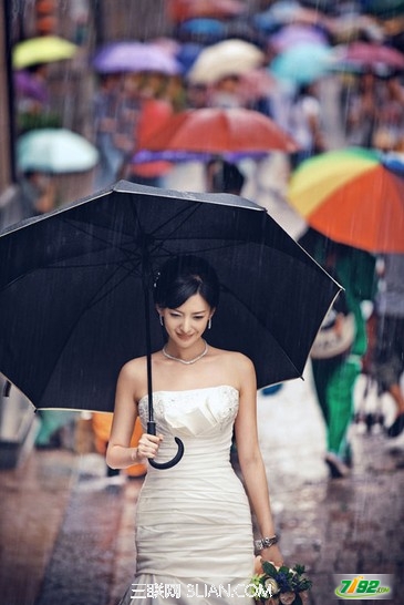 雨中拍摄婚纱照的5个要决4