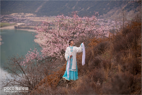 模仿仕女图 用后期打造中国风桃花人像3