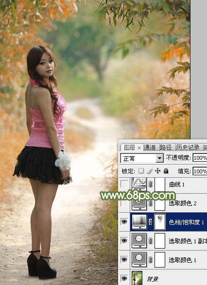 Photoshop给树林人物加上浓厚的橙绿色8