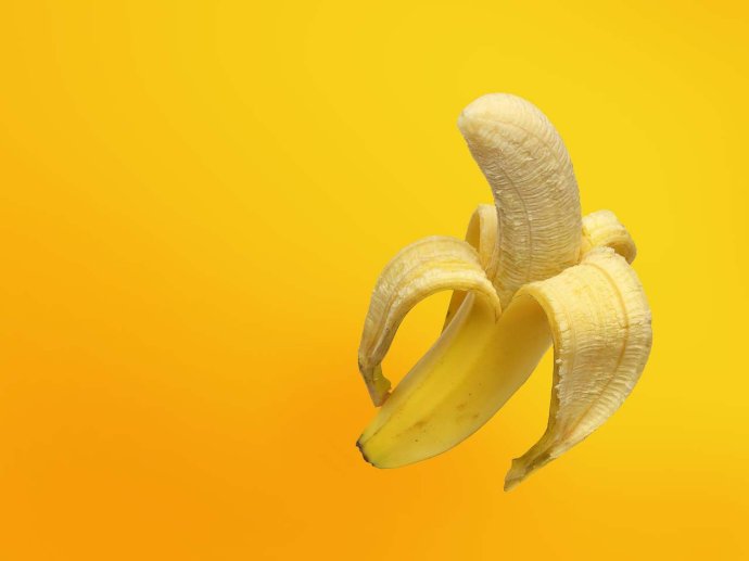 Photoshop设计黄色风格的香蕉桌面壁纸3