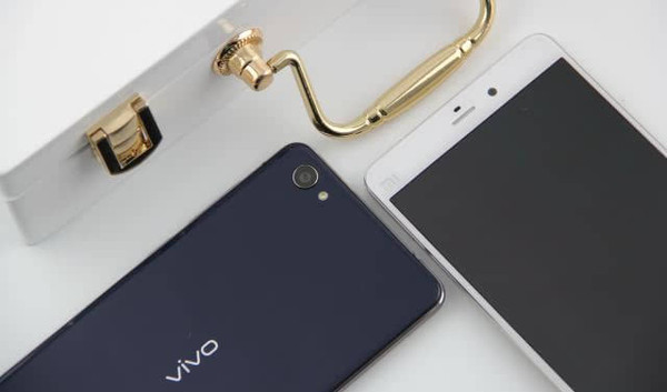 vivo X5Pro开箱对比iPhone比拼颜值1