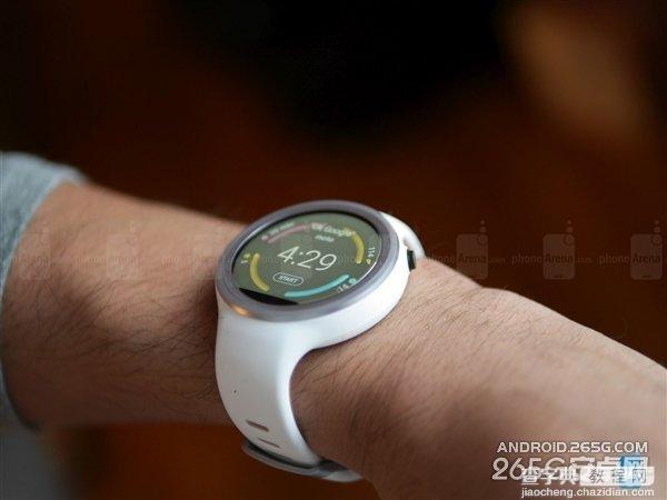 Moto 360 Sport开箱试玩图赏3