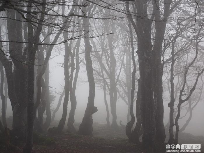 PS合成铁门旁的恐怖幽灵场景3