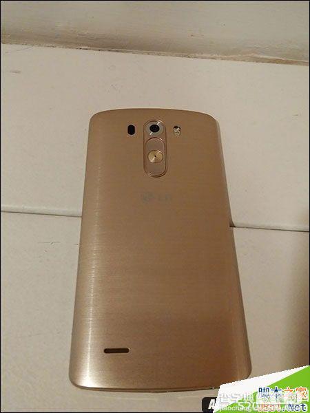 金色版LG G3真机曝光 LG G3神秘传感器功能揭秘1