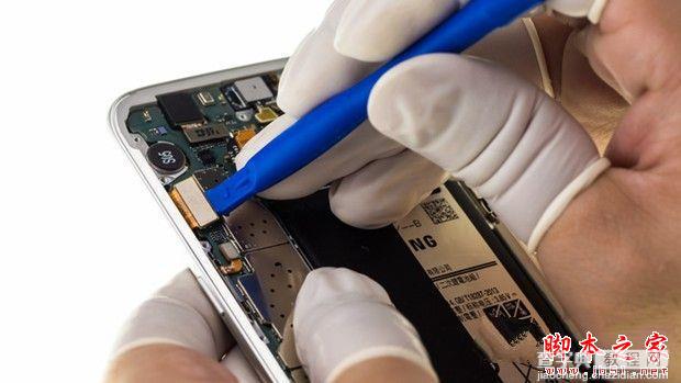 三星Galaxy S7 Edge做工怎么样？ 三星Galaxy S7 Edge拆机图解评测全过程29