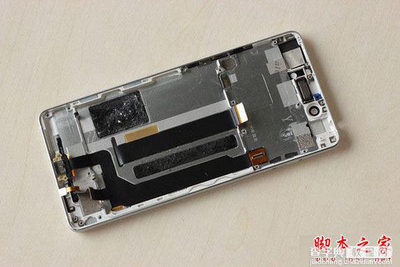 努比亚Z11拆解做工怎么样？努比亚nubia Z11拆机评测全过程图解26