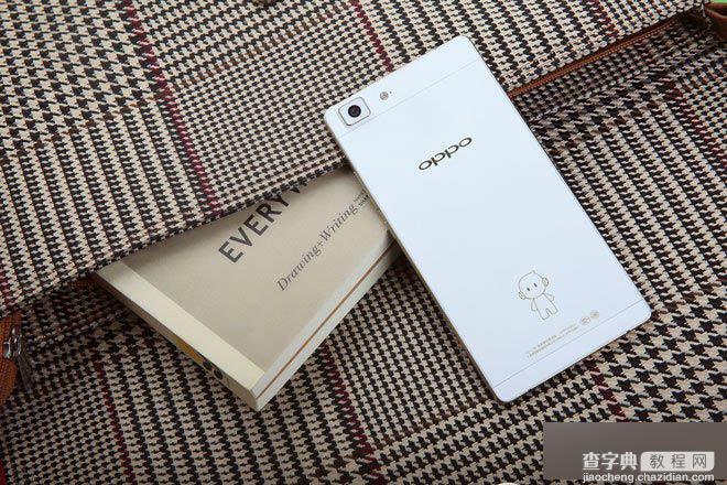 oppo r5 金色版真机官方高清图赏 可打造专属后盖图案18