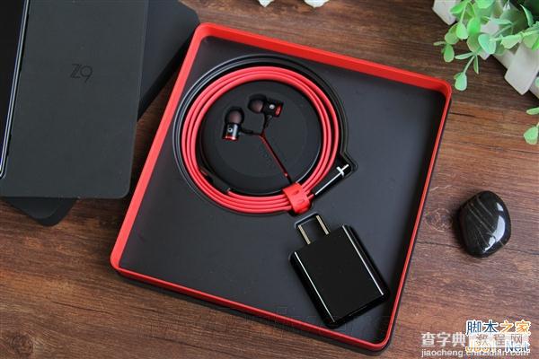 无边框nubia Z9经典版开箱图赏 惊艳到爆表4