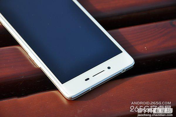 OPPO R7手机现场的开箱图赏 全金属一体颜值高高的8