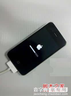 iphone4一直重启 iphone4为什么一直重启呢1