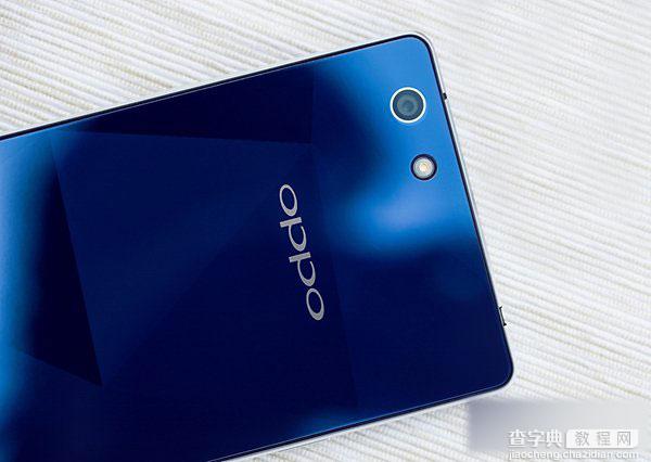 OPPO R1C官方高清图集欣赏 钻石镜面后盖设计8