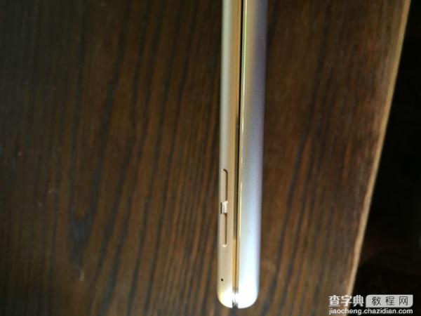 iPad Air 2 首轮订单已发货 零售版包装和简单对比3