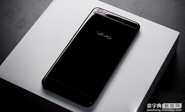 曜石黑对比深空灰 vivo X7曜石黑特别版与普通版的区别有哪些？3