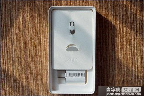 ZUK Z1如何安装SIM卡?ZUK Z1 SIM卡安装方法介绍1