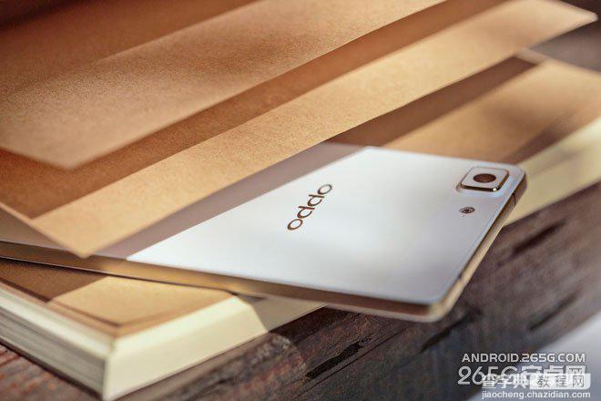 oppo r5 金色版真机官方高清图赏 可打造专属后盖图案7