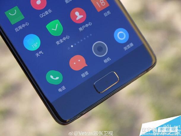 联想ZUK Z2Pro真机上手图赏 双面3D玻璃设计颜值超高7