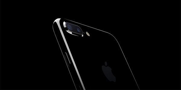 苹果iPhone7/Plus黑色和亮黑色有何区别？iPhone7/7 Plus黑色和亮黑色区别对比评测1