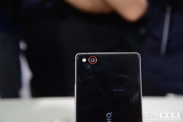 nubia Z9无边框手机发布会现场上手试玩7