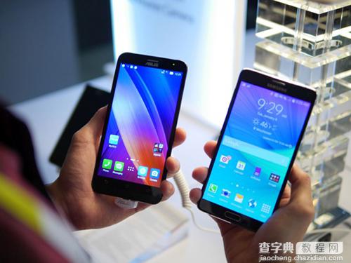 全球首款4GB内存手机华硕ZenFone2真机图赏7