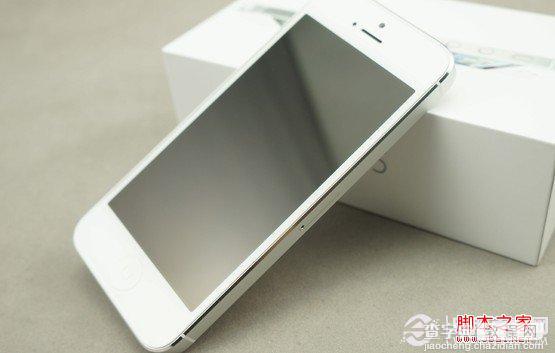 国行白色版iPhone5开箱图 附iPhone5开箱视频5