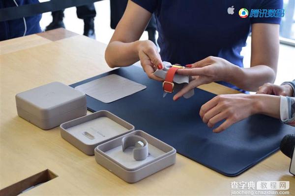 妹子亲自试戴！12万的顶配版Apple Watch就长这样(组图欣赏)9