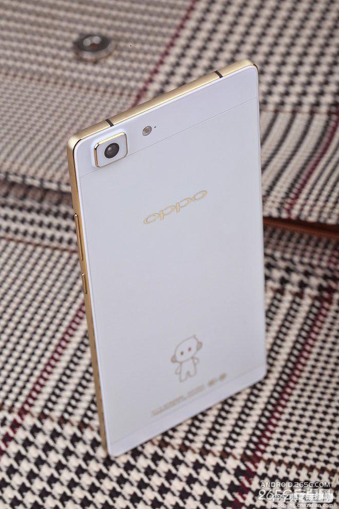 oppo r5 金色版真机官方高清图赏 可打造专属后盖图案15