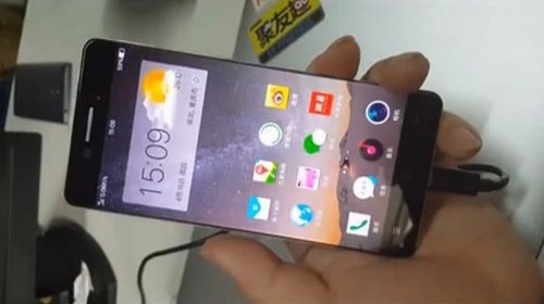 无边框已成潮流 OPPO R7真机视频曝光2