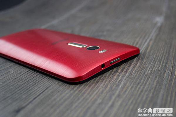 华硕Zenfone2高配版外观怎么样？华硕Zenfone2顶配版开箱图赏9