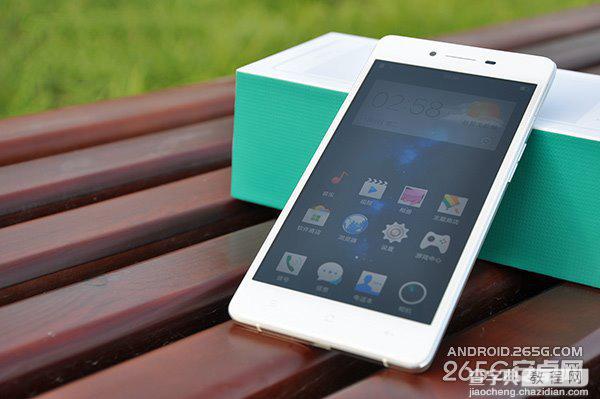 OPPO R7手机现场的开箱图赏 全金属一体颜值高高的17