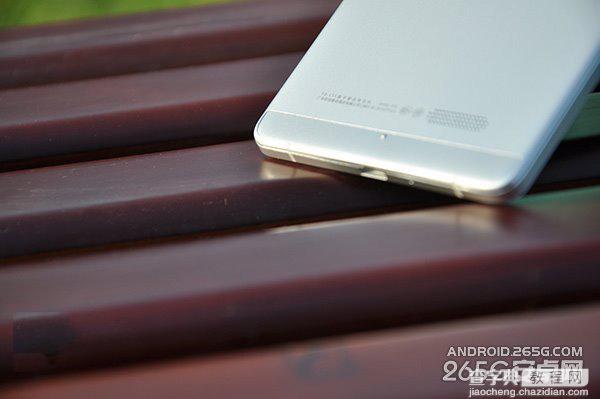 OPPO R7手机现场的开箱图赏 全金属一体颜值高高的12