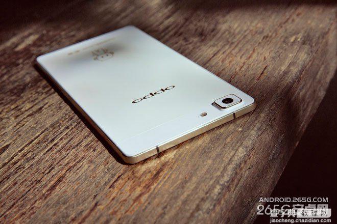 oppo r5 金色版真机官方高清图赏 可打造专属后盖图案2