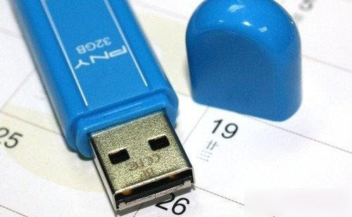 如何辨别/判断U盘是USB2.0还是USB3.0接口？1