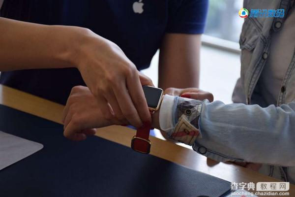 妹子亲自试戴！12万的顶配版Apple Watch就长这样(组图欣赏)10