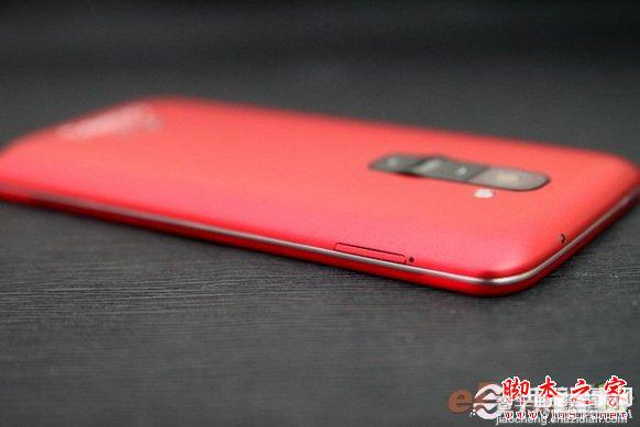 lg g2怎么样 LG G2红色版真机图赏教程7