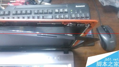 联想y470笔记本拆机更换屏幕的详细教程4