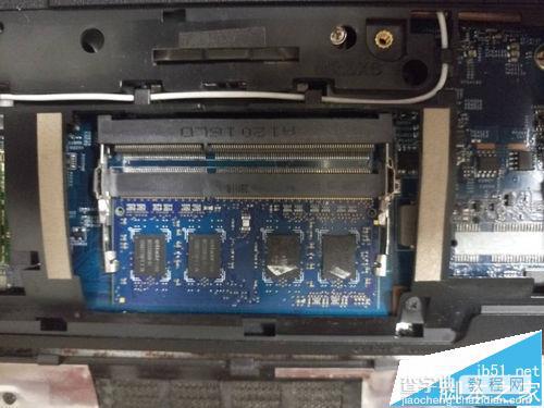 宏碁ACER4752G怎么拆机更换内存条?8