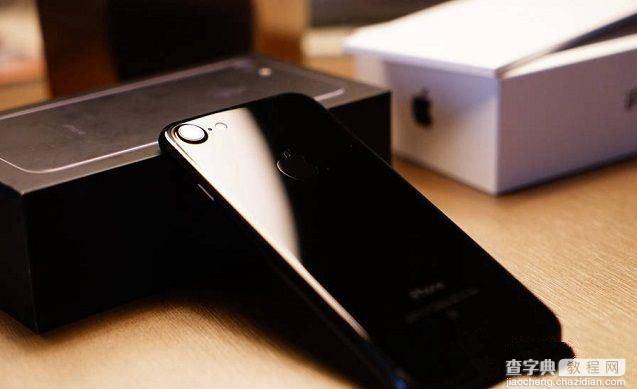 iphone7哪个黑色好看？iPhone7/7plus黑色与亮黑色区别对比9