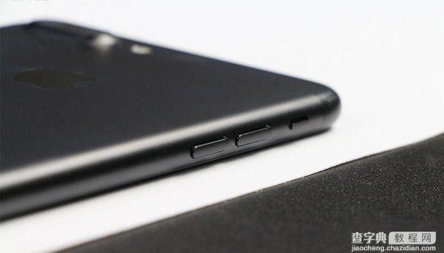 iphone7哪个黑色好看？iPhone7/7plus黑色与亮黑色区别对比6