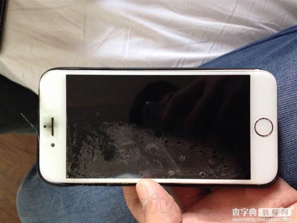 继染色门之后iPhone 6又闯祸了：入手11天就自燃1